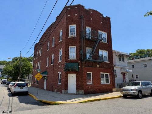 35 Krueger Pl, Passaic, NJ, 07055-2240 | Card Image