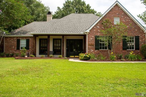 12042 River Highlands, St Amant, LA, 70774 | Card Image