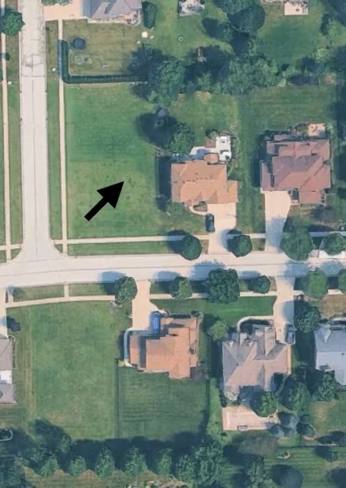 605 Ritter Dr, Batavia, IL, 60510-3155 | Card Image