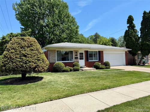 25886 Masch Ave, Warren, MI, 48091-5028 | Card Image