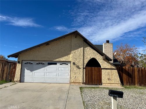 44745 Christie Avenue, Lancaster, CA, 93535 | Card Image