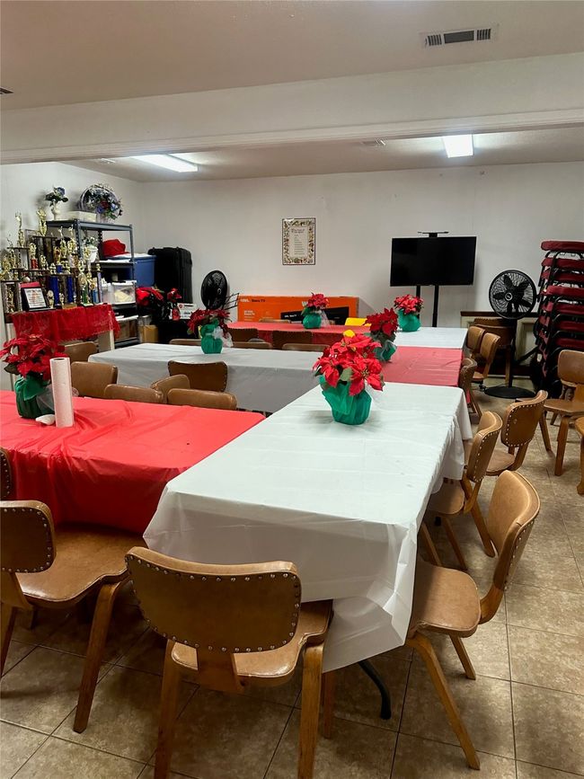 1201 E 10 Th Ave, Home with 0 bedrooms, 0 bathrooms and null parking in Corsicana TX | Image 6