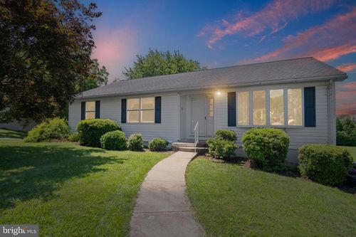 5 Pemberton Dr, EAST BERLIN, PA, 17316-9319 | Card Image