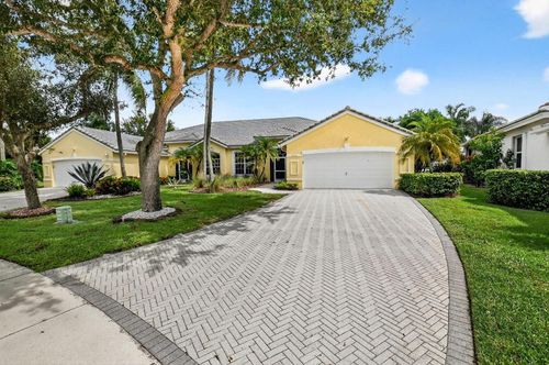 7975 Rockford Road, Boynton Beach, FL, 33472 | Card Image