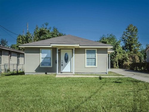 1807 Theriot St, Lake Charles, LA, 70601-1052 | Card Image