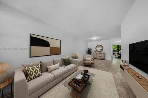3952-3952 Devenshire Ct, Coconut Creek, FL, 33073-2172 | Card Image