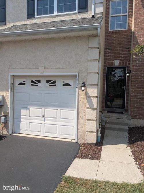 117 Stone Hill Dr, POTTSTOWN, PA, 19464-5299 | Card Image