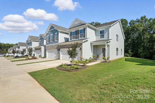 7882 Iron Rd, Sherrills Ford, NC, 28673-8228 | Card Image