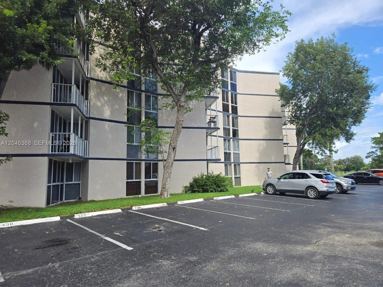 Residential Lease in Hialeah 4