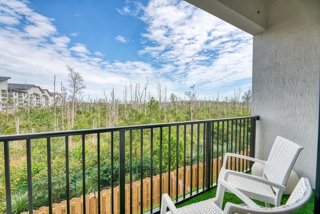 APT-23 - 7831 Nw 104 Th Ave, Condo with 2 bedrooms, 3 bathrooms and null parking in Doral FL | Image 21