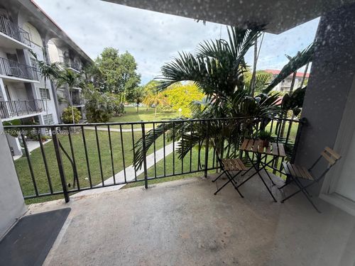 apt-214w-8101 Sw 72nd Ave, Miami, FL, 33143-7614 | Card Image