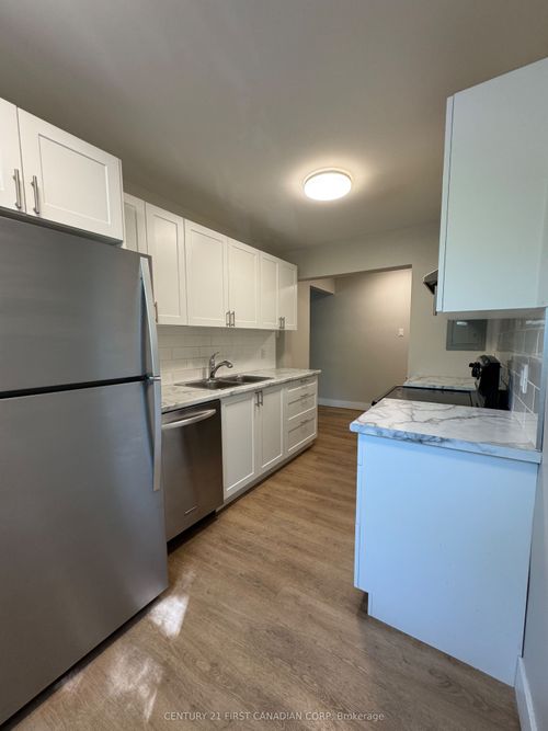 323-75 High St, London, ON, N6C4J8 | Card Image