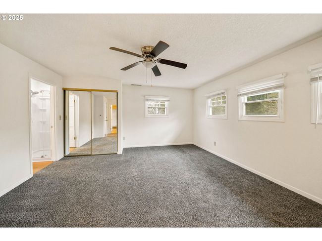 11224 Summit Loop Se, House other with 6 bedrooms, 6 bathrooms and 3 parking in Turner OR | Image 28