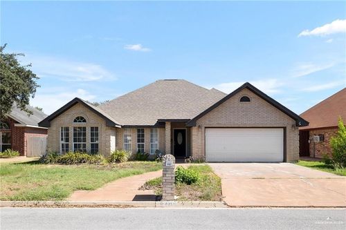 421 E Shasta Ave, McAllen, TX, 78504-2459 | Card Image