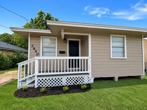 2840 Hebert St, Beaumont, TX, 77705-3129 | Card Image