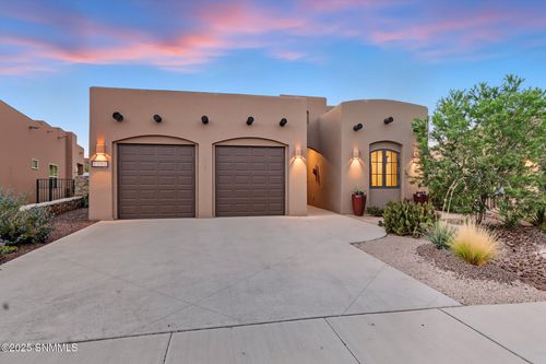 8065 Willow Bloom Cir, Las Cruces, NM, 88007-8815 | Card Image