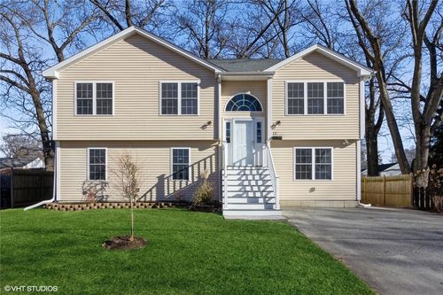 15 Flynn Avenue, Cranston, RI, 02920 | Card Image