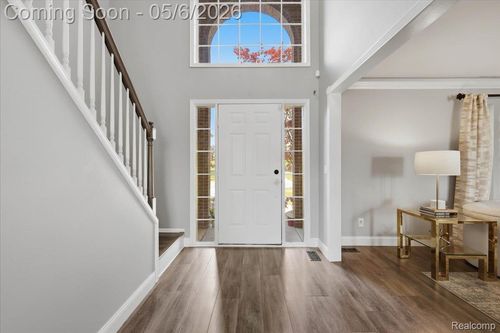 4748 Sherwood Cir, Canton, MI, 48188-2206 | Card Image