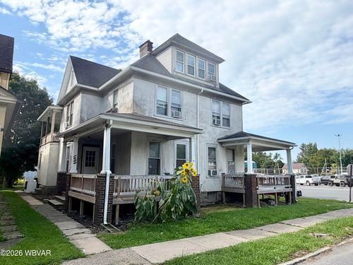 1425 Park Ave, Williamsport, PA, 17701-4526 | Card Image