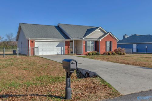 113 Delta Pine Dr, Huntsville, AL, 35811-7804 | Card Image