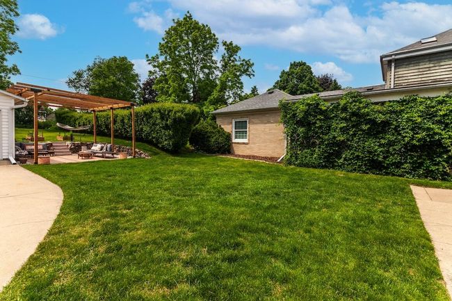 231 Glenview Ave, House other with 3 bedrooms, 2 bathrooms and null parking in Wauwatosa WI | Image 52