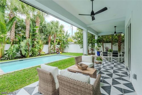 1075 Frank Whiteman Blvd, NAPLES, FL, 34103-3842 | Card Image