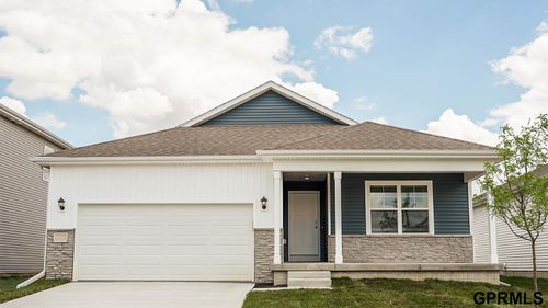 12611 S 205th St, Gretna, NE, 68028-8118 | Card Image