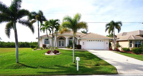 649 Macedonia Dr, PUNTA GORDA, FL, 33950-8012 | Card Image