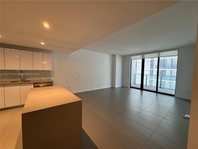 APT-1517 - 1600 Ne 1 St Ave, Condo with 1 bedrooms, 1 bathrooms and null parking in Miami FL | Image 8