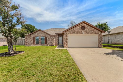 1012 High Crest Dr, Azle, TX, 76020-2548 | Card Image