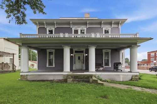 403 Woodlawn Ave, Bucyrus, OH, 44820 | Card Image