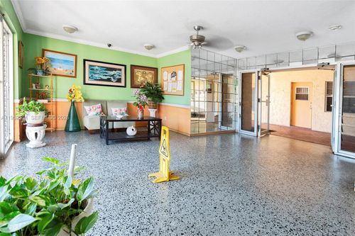 301-4151 Nw 41st St, Lauderdale Lakes, FL, 33319-4803 | Card Image