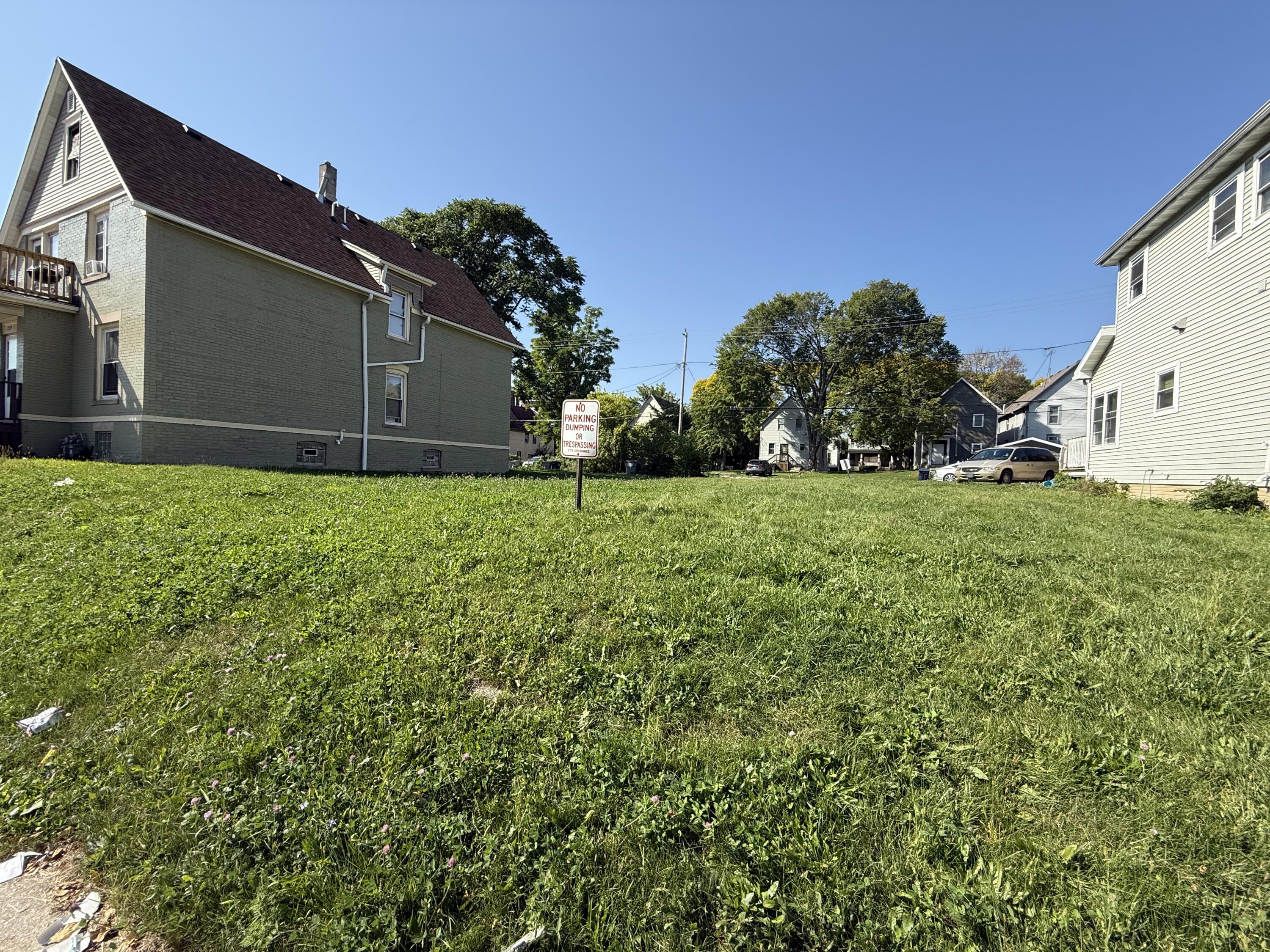 Land in Milwaukee 4