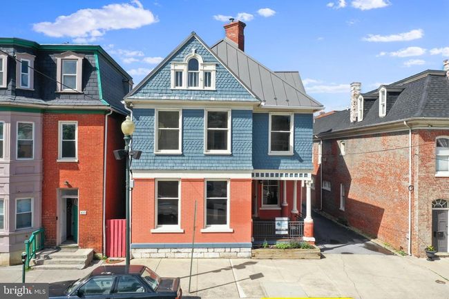 408 W King St, Home with 0 bedrooms, 4 bathrooms and null parking in MARTINSBURG WV | Image 14