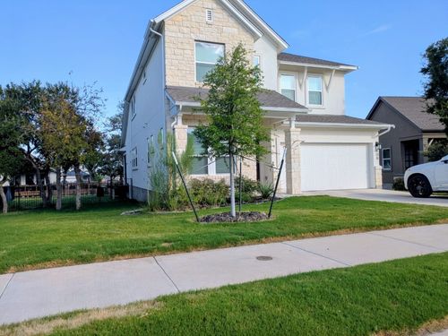 109 Monterey Oak Trl, Georgetown, TX, 78628-2561 | Card Image