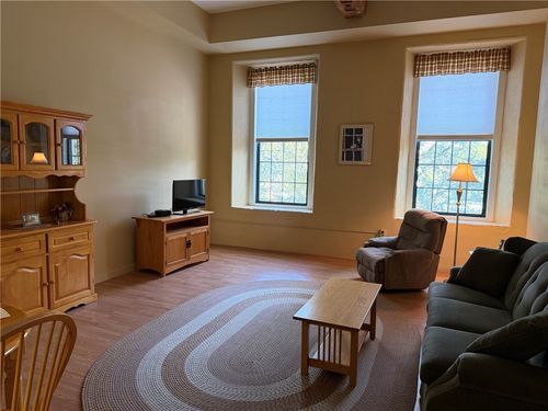 225-15 Higgins Street, Smithfield, RI, 02917 | Card Image