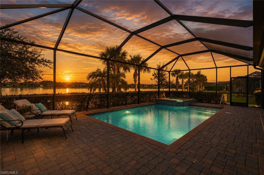 Residential in ESTERO 2