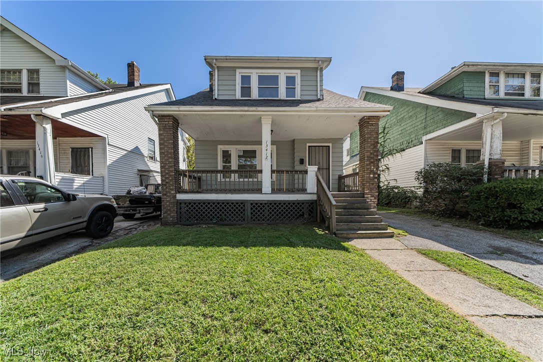 5th Ave, East Cleveland, OH 44112