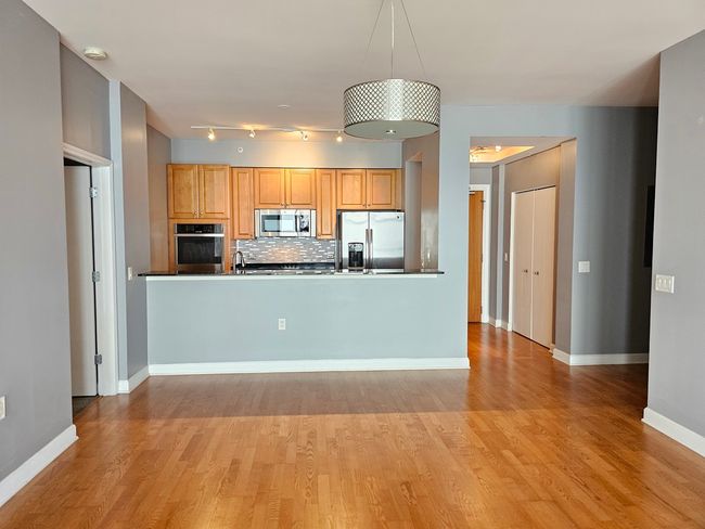 APT-2102 - 1235 S Prairie Ave, Condo with 2 bedrooms, 2 bathrooms and 1 parking in Chicago IL | Image 10