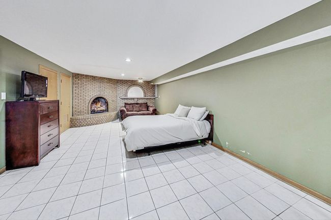 4238 N New England Ave, House other with 5 bedrooms, 3 bathrooms and 2 parking in Harwood Heights IL | Image 27