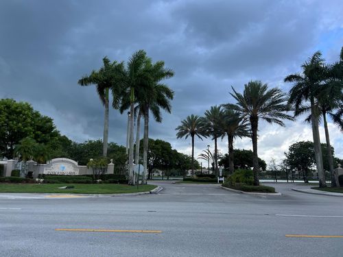 apt-204-5001 Wiles Rd, Coconut Creek, FL, 33073-4201 | Card Image