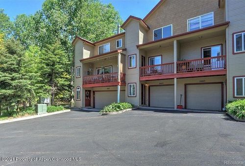 2683 Woodberry Dr, Glenwood Springs, CO, 81601-4024 | Card Image