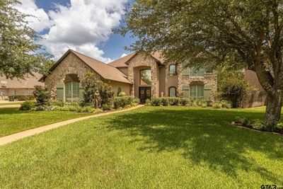 6724 Sherbrooke Dr., House other with 4 bedrooms, 3 bathrooms and null parking in Tyler TX | Image 3