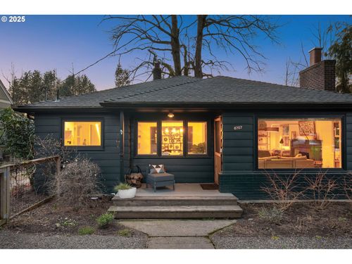8707 Sw 19th Ave, Portland, OR, 97219-4119 | Card Image