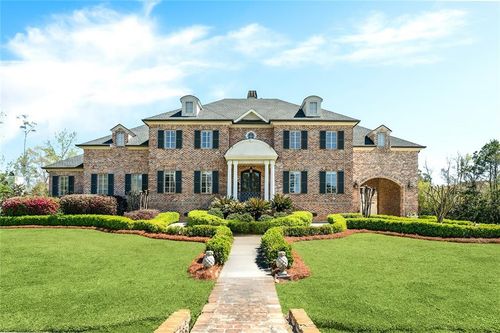 160 Sanctuary Dr, Mandeville, LA, 70471-2900 | Card Image