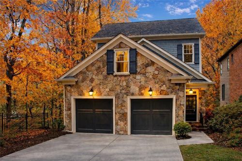 1048 Standard Dr Ne, Brookhaven, GA, 30319-3320 | Card Image