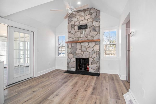 201 Templar Ave, House other with 3 bedrooms, 2 bathrooms and null parking in Pinckney MI | Image 6
