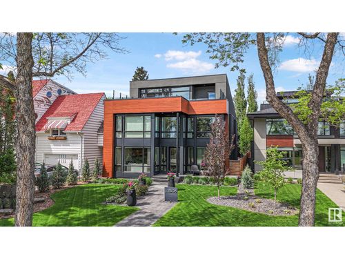 13508 Ravine Dr Nw, Edmonton, AB, T5N3L8 | Card Image