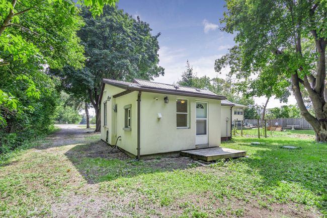 118 Wellington St W, House other with 2 bedrooms, 2 bathrooms and 8 parking in Barrie ON | Image 26
