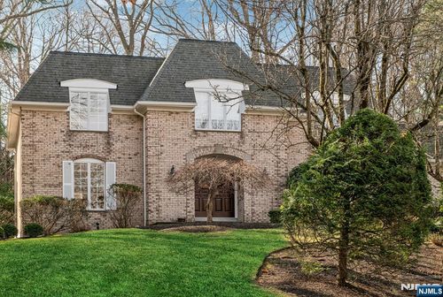 14 Adams Dr, Cresskill, NJ, 07626-1728 | Card Image